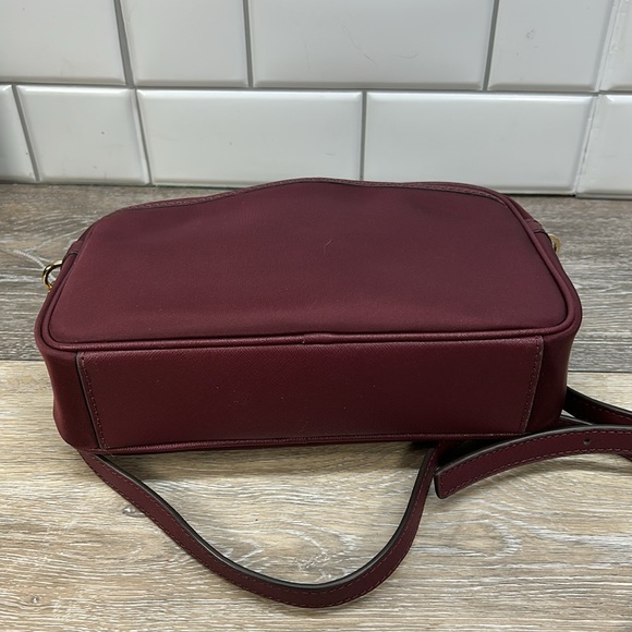 Michael Kors NWOT Burgundy Crossbody Bag with u branded wallet - Picture 3 of 11